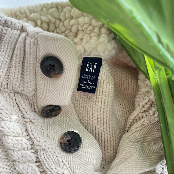 SOLD H&M & BABY GAP Collar Knitwear 3PC Sz 2-4T - Picture 3 of 8